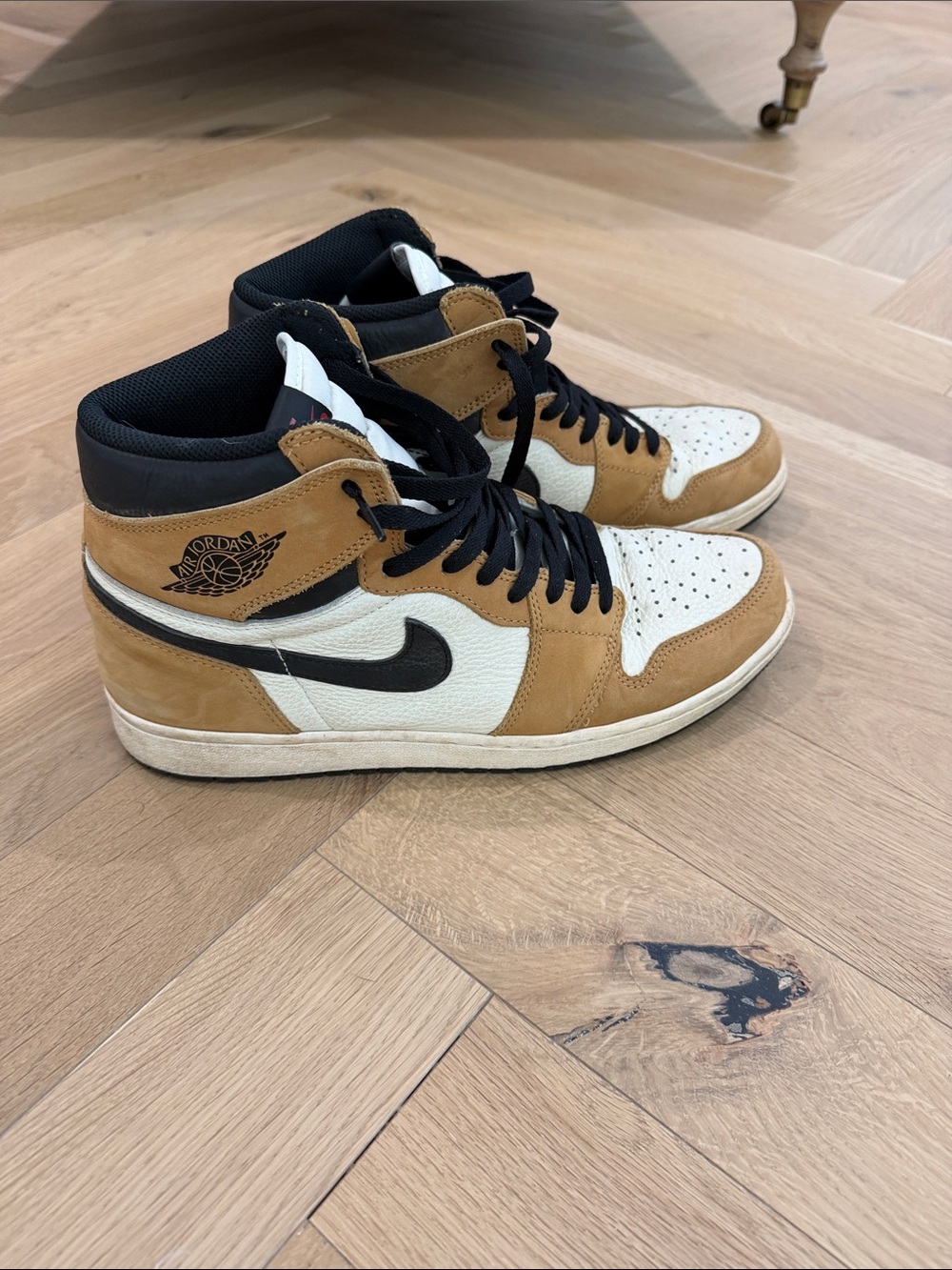 Air Jordan 1 Retro High OG "Rookie of the Year" from 2018